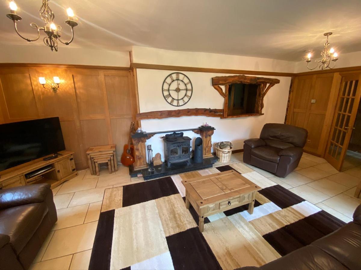 Tranquil Thornhill Cottage Retreat With Hot Tub Moniaive 외부 사진