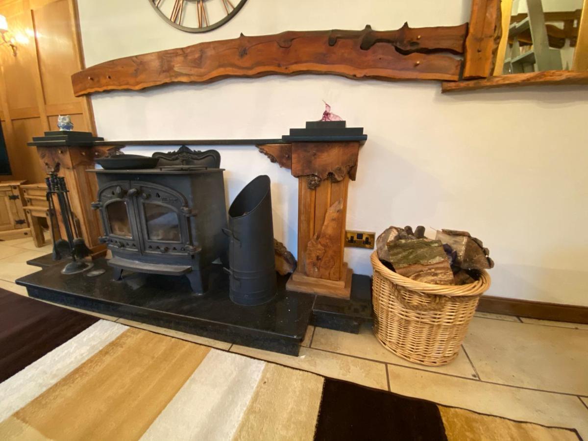 Tranquil Thornhill Cottage Retreat With Hot Tub Moniaive 외부 사진