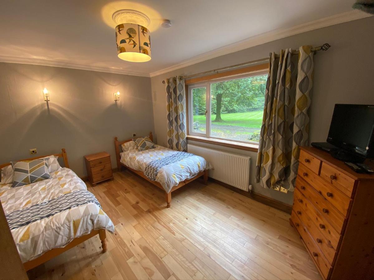 Tranquil Thornhill Cottage Retreat With Hot Tub Moniaive 외부 사진