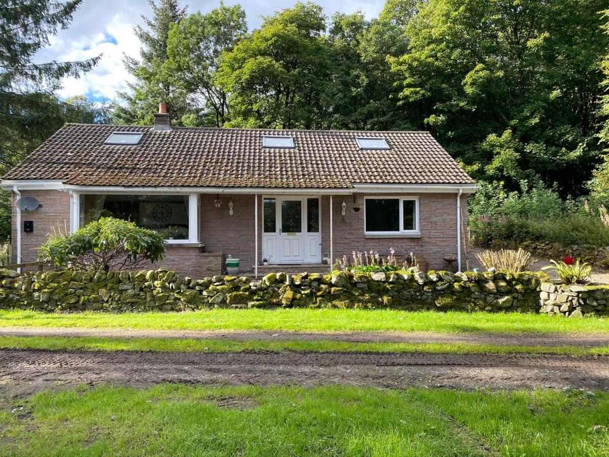 Tranquil Thornhill Cottage Retreat With Hot Tub Moniaive 외부 사진